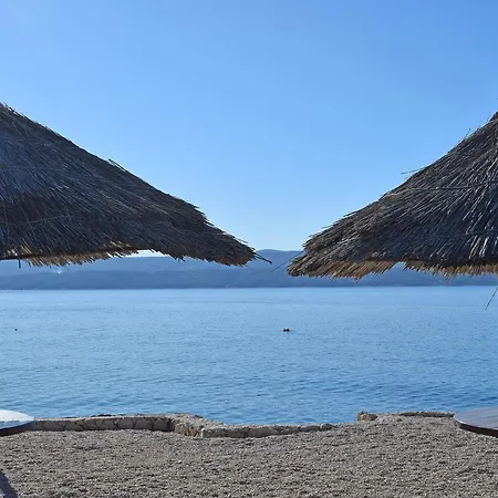 Paola * Omiš